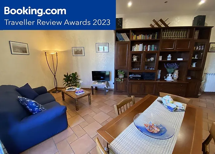 Pini di Roma-New&cozy apt in Rome city center- Metro A Re di Roma