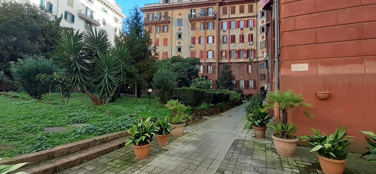 Pini Di Roma-new&cozy In Center- Metro A Re Di Appartamento Roma